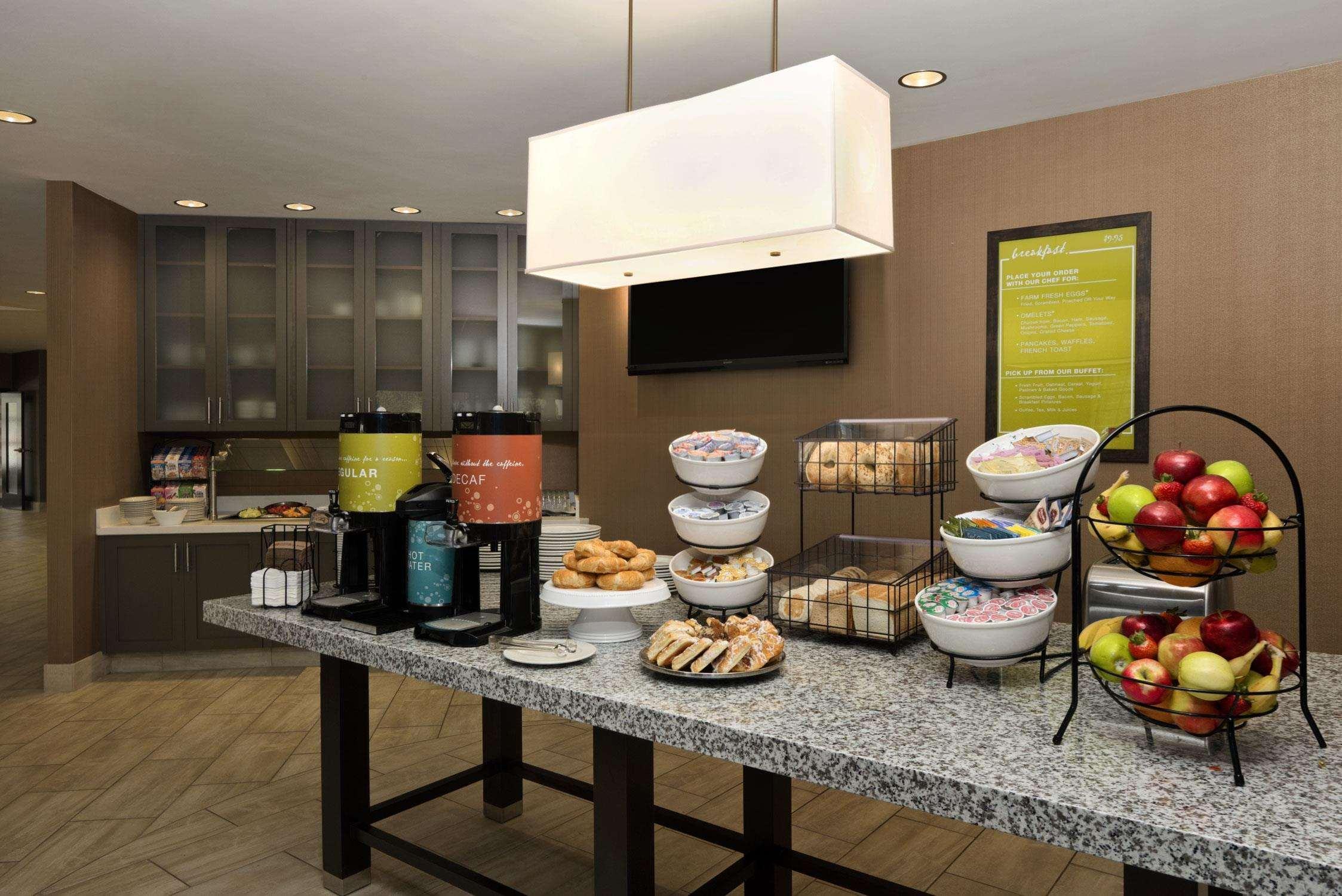 Hilton Garden Inn Огдън Ресторант снимка