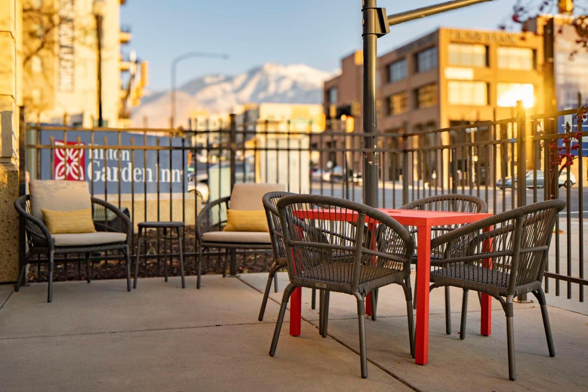 Hilton Garden Inn Огдън Екстериор снимка